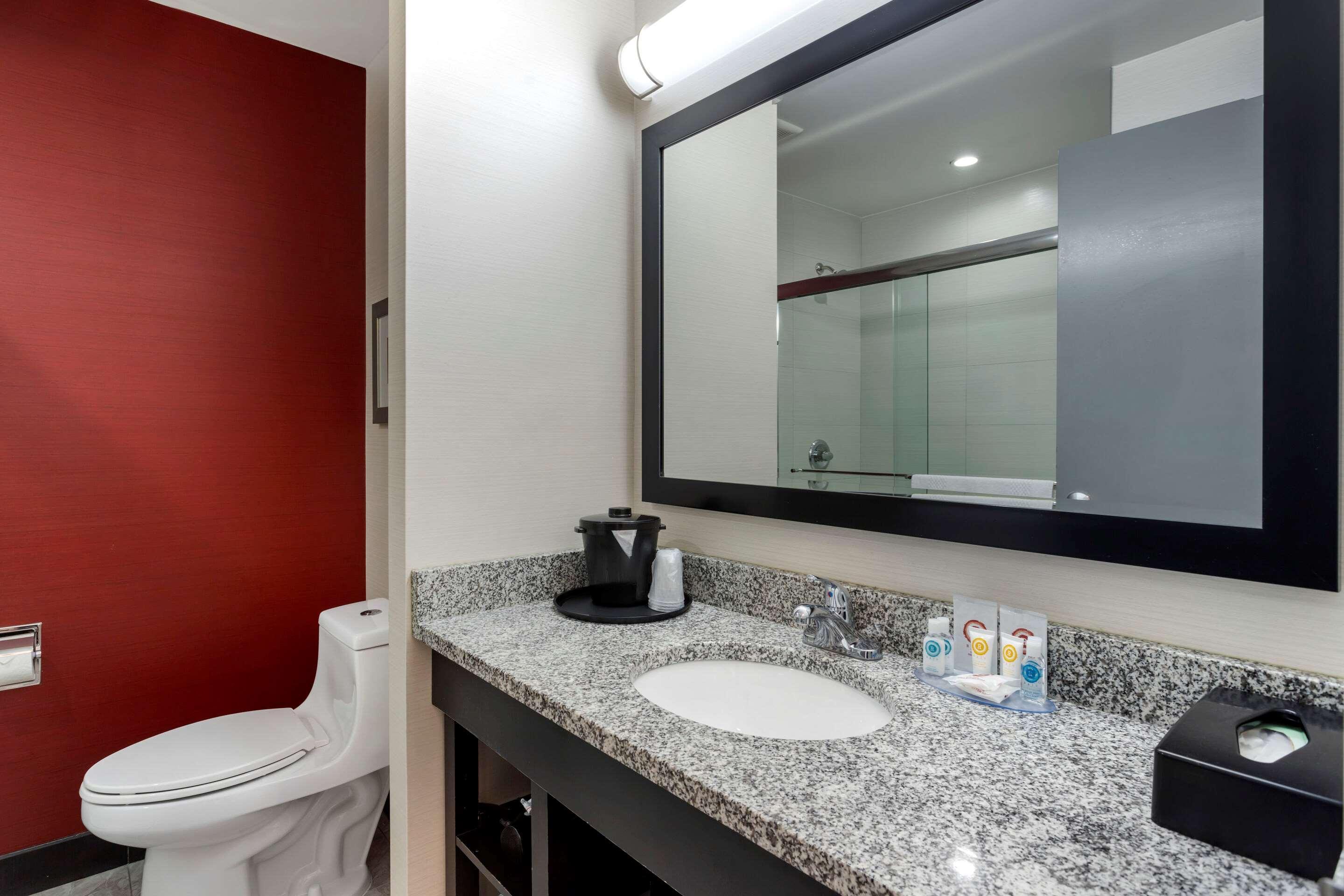 Comfort Inn & Suites Near Stadium Nueva York Exterior foto