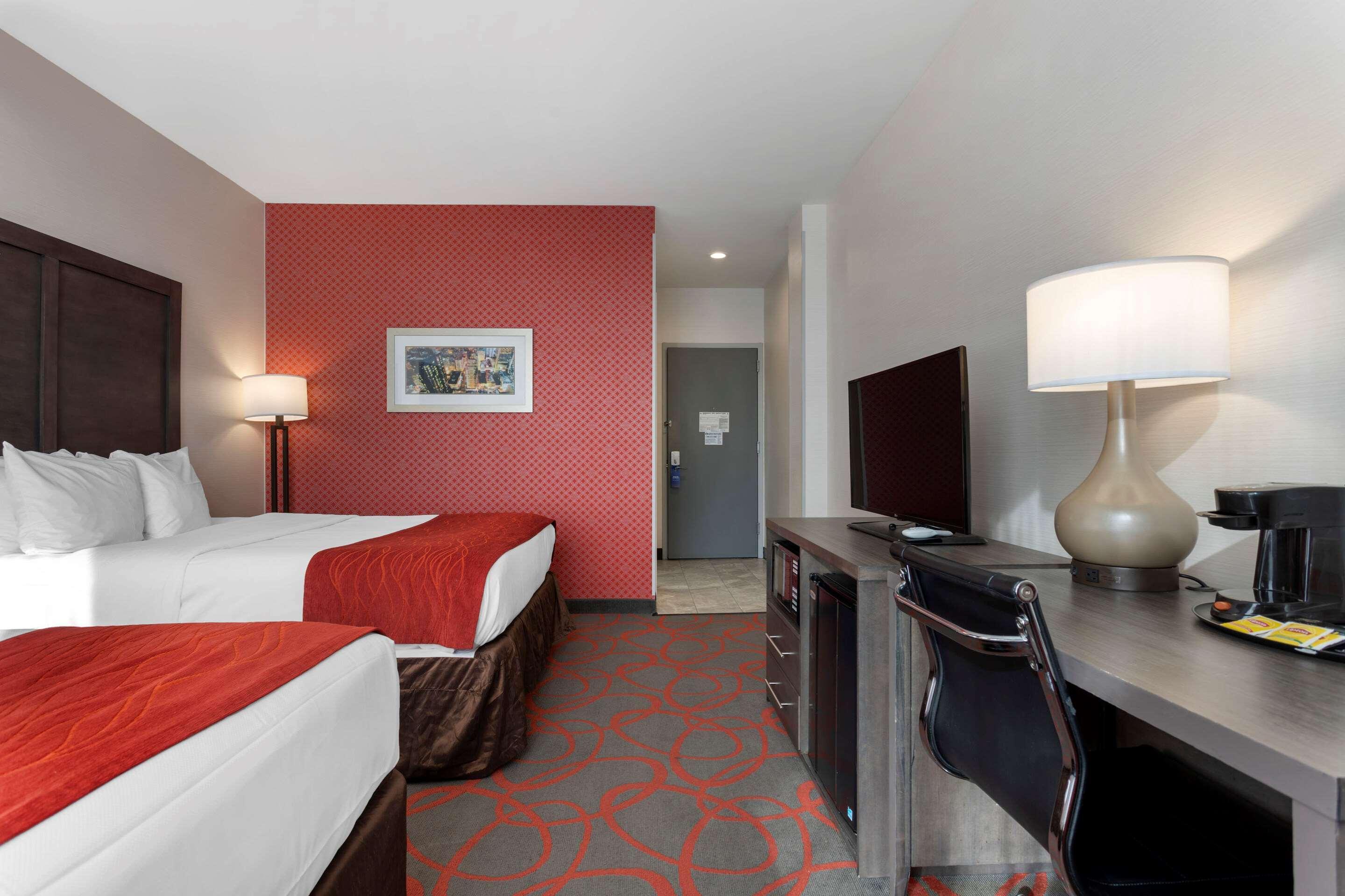 Comfort Inn & Suites Near Stadium Nueva York Exterior foto