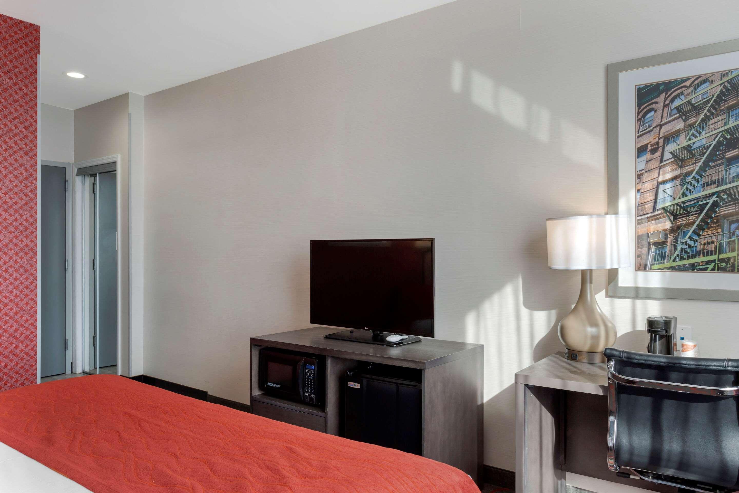 Comfort Inn & Suites Near Stadium Nueva York Exterior foto