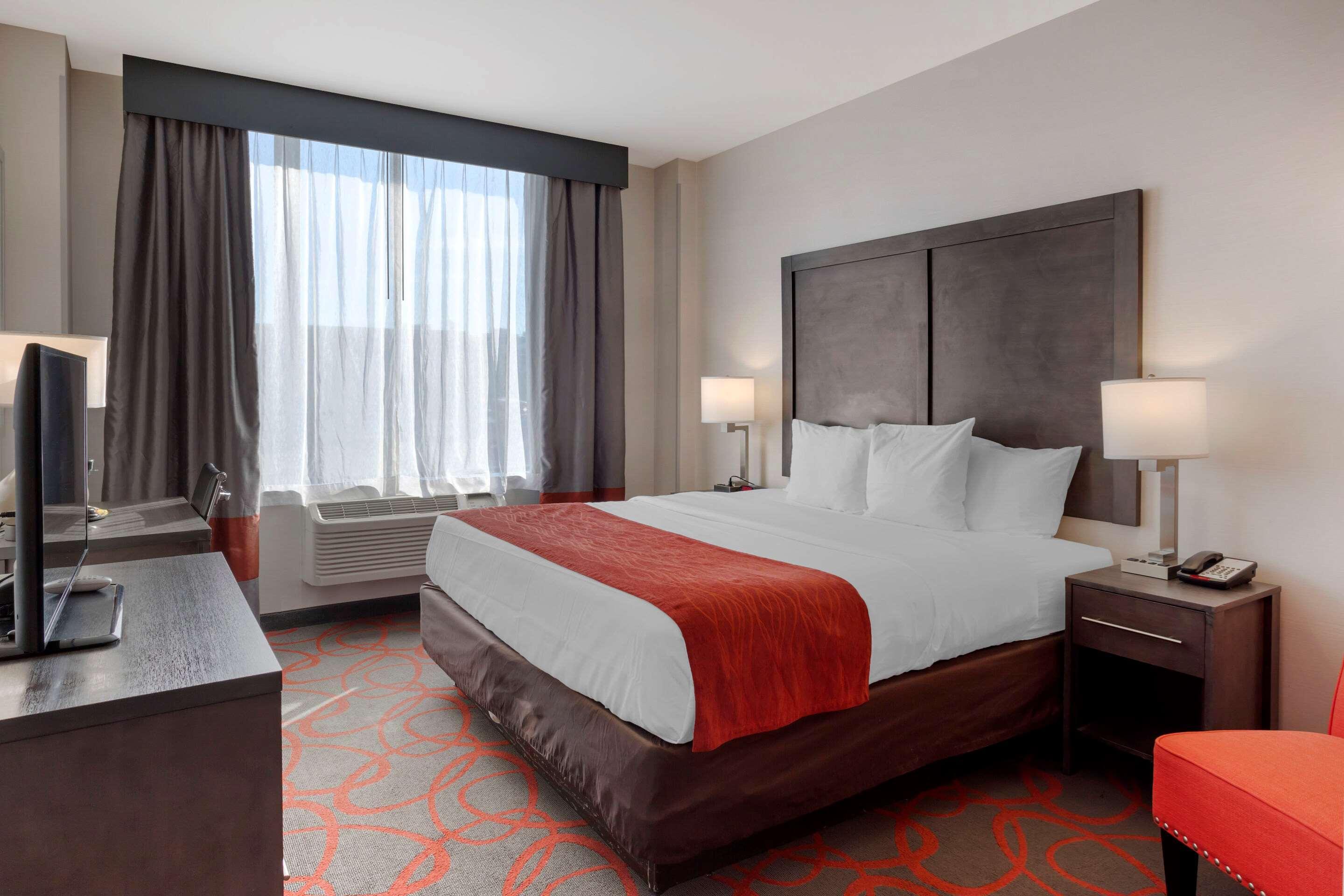 Comfort Inn & Suites Near Stadium Nueva York Exterior foto