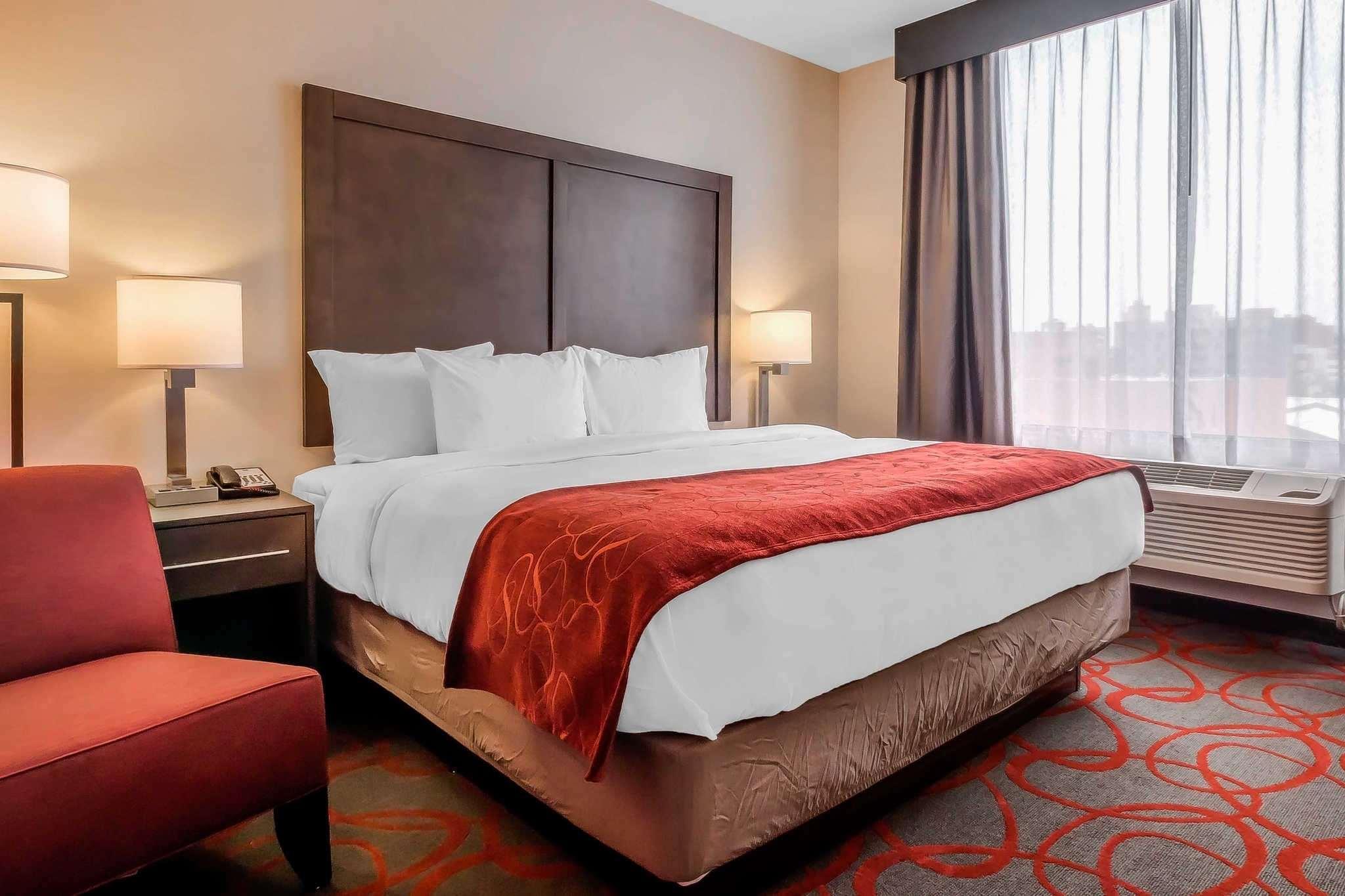 Comfort Inn & Suites Near Stadium Nueva York Exterior foto