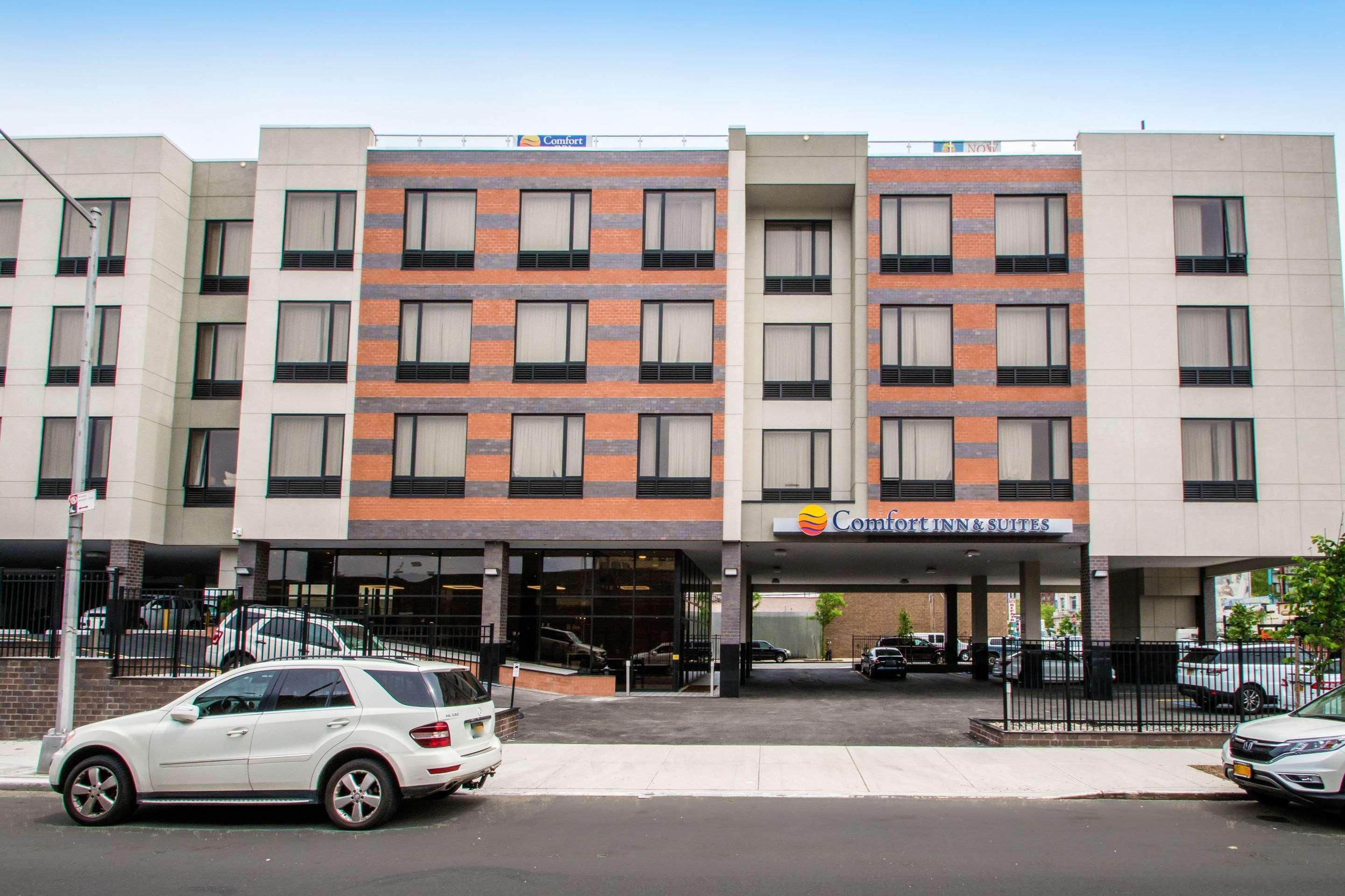 Comfort Inn & Suites Near Stadium Nueva York Exterior foto